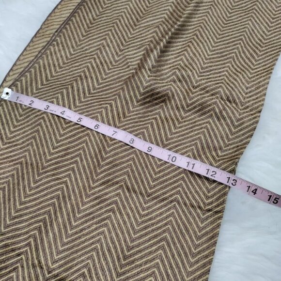 Official Pashmina and Silk Brown Chevron Pattern Unisex Scarf - Picture 6 of 6
